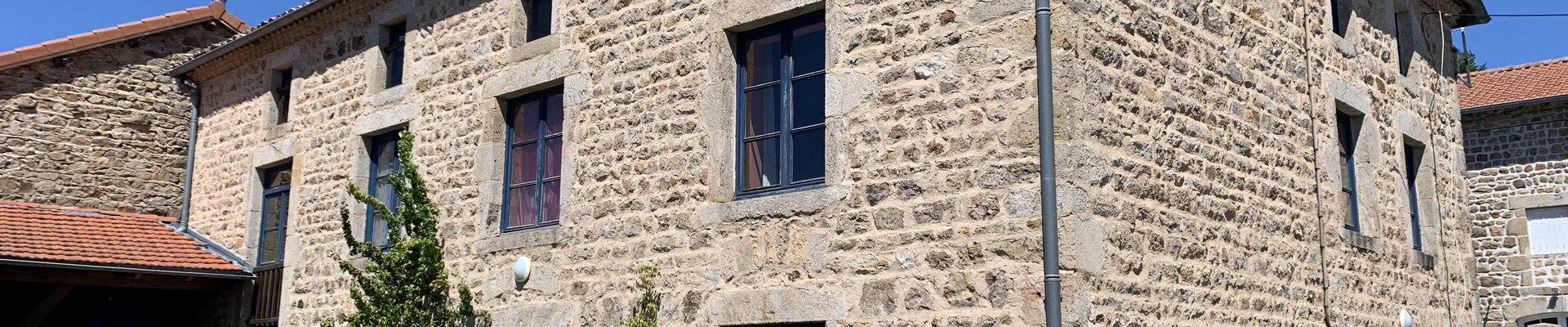 Mairie de Saillant dans le 63 - Puy-de-Dôme - Livradois Forez - Limite Loire / Haute-Loire